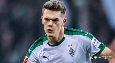 包含世界杯战况：莱比锡防线稳固，上海海港进攻受阻，周冠宇成最佳的词条